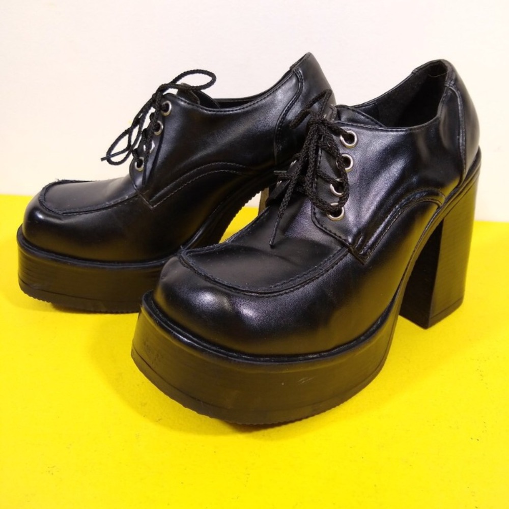 Vintage Platform Soda Schoolgirl Bratz Shoes
